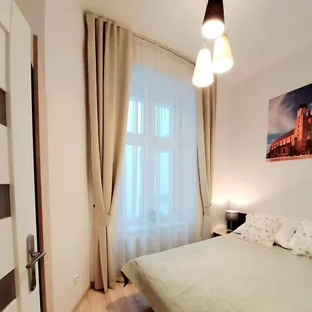 Apartment Golden Bosacka Old Town 2 *