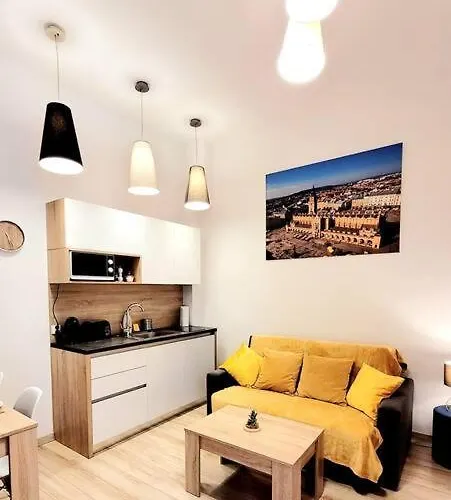 Golden Bosacka Old Town 2